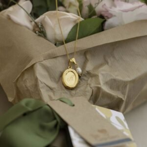 Relicário Fé - dourado