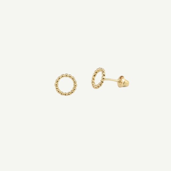 Brinco Circulo vazado com bolinhas em ouro 18k