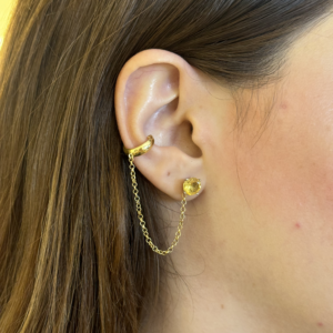 Fake Piercing com corrente