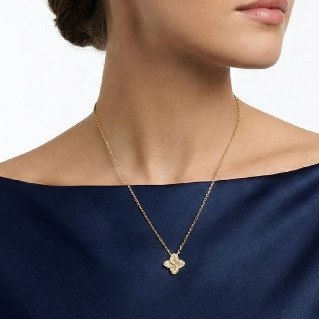 Colar Flor de Quatro Pétalas